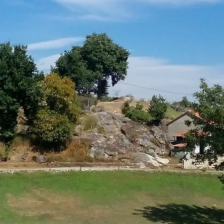 Quinta Da Varzea カベセイラス・デ・バスト